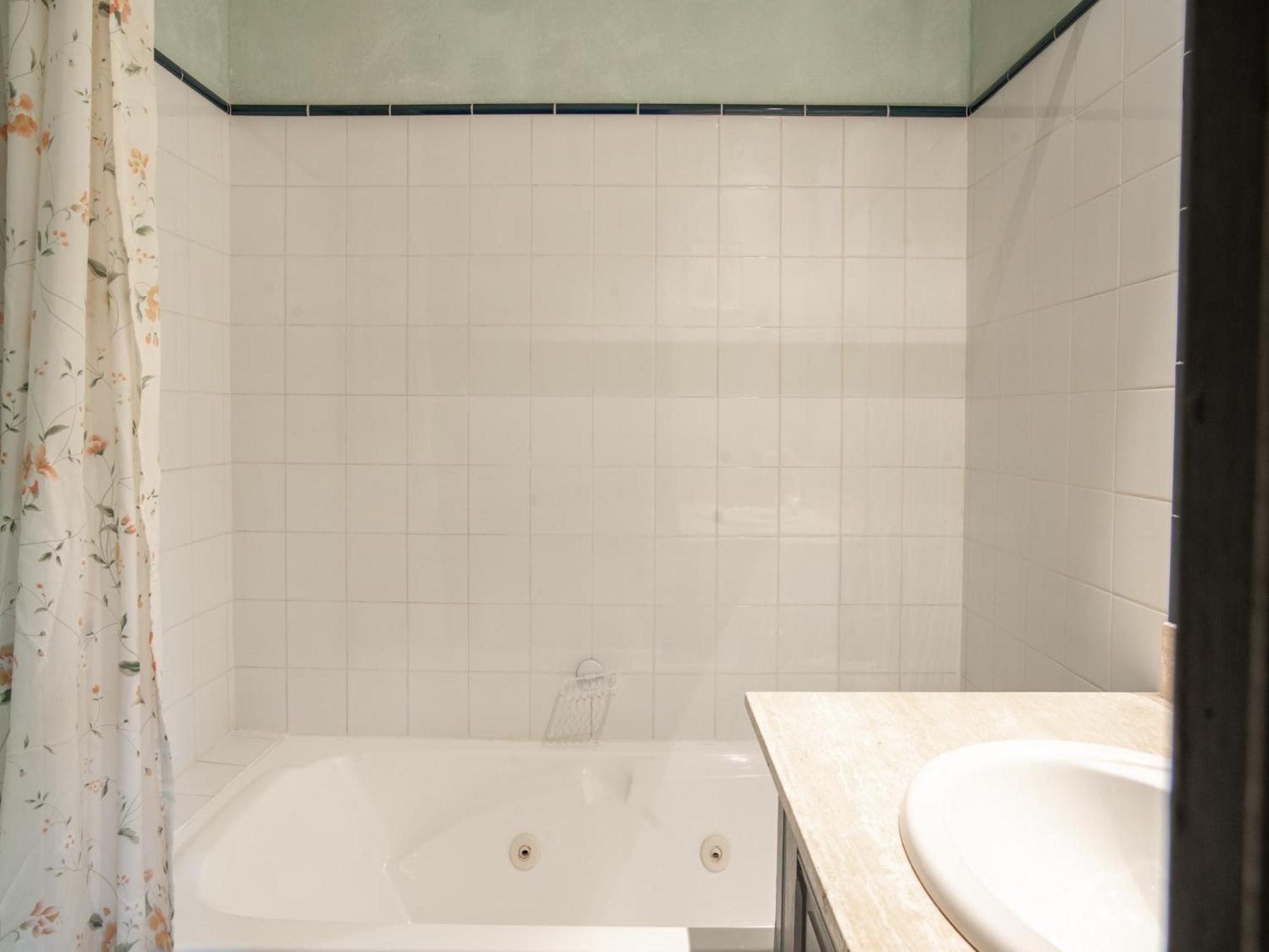 Cozy Apartment With Swimming Pool Terrace Garden Parking Montbrun-les-Bains Esterno foto