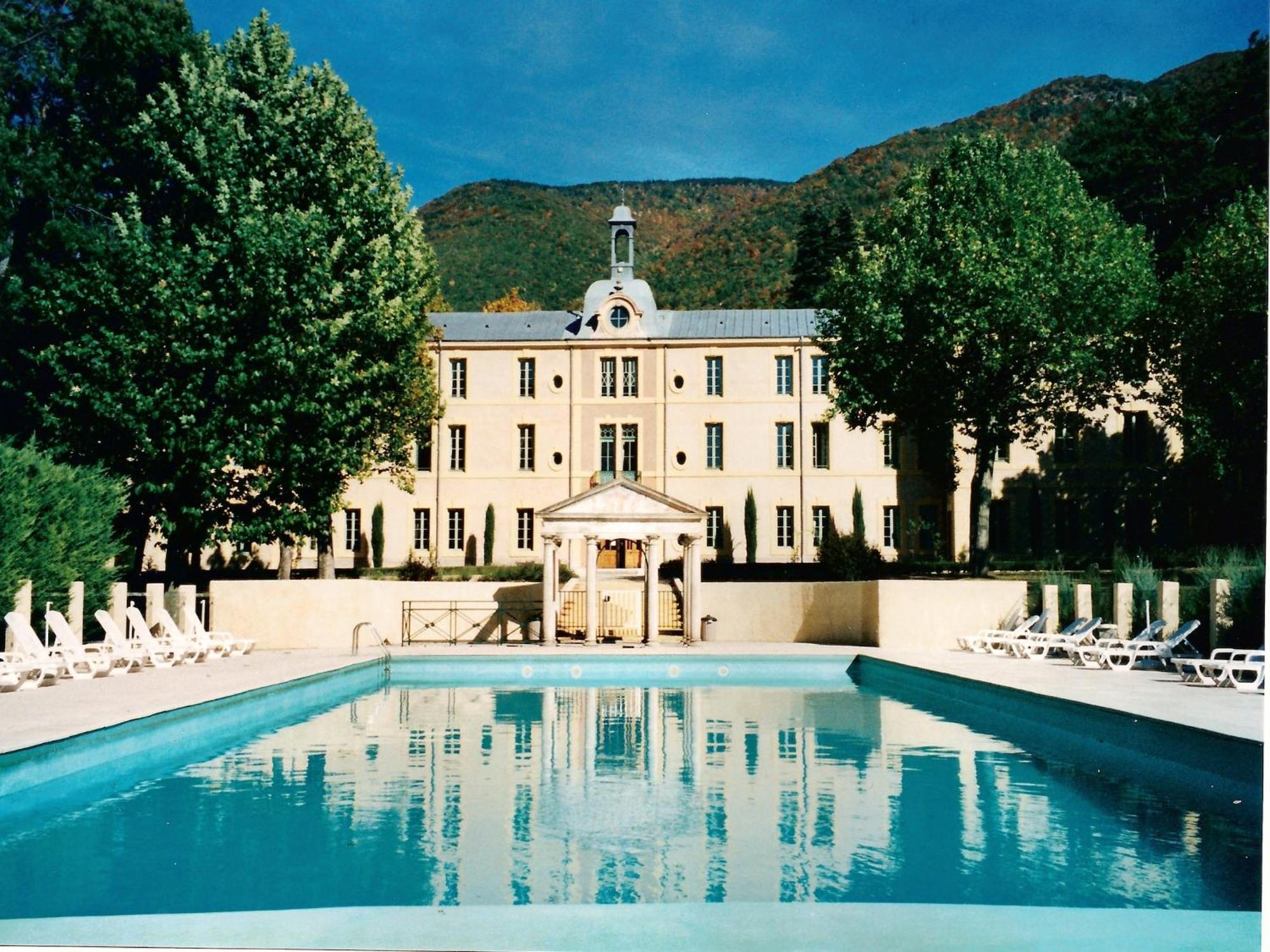 Cozy Apartment With Swimming Pool Terrace Garden Parking Montbrun-les-Bains Esterno foto
